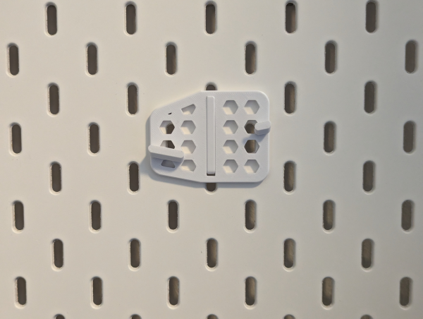Halterung für Messschieber – skadfinity by sw3d